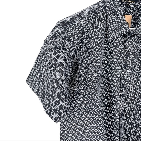 Black Mamba Men's Patterned Short Sleeve Button Down Shirt - Picture 2 of 6